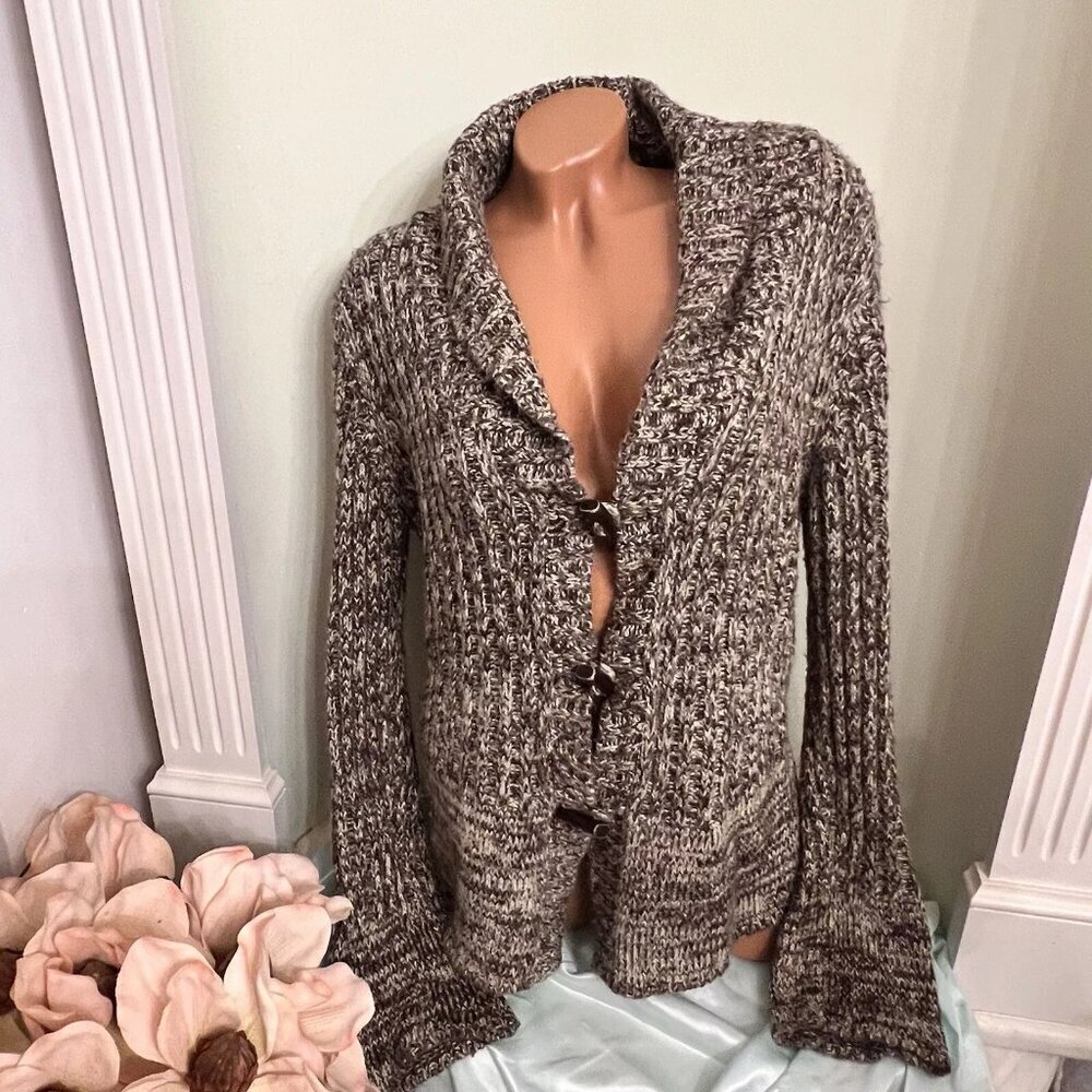 Carol Rose Cardigan Sweater Size Large. Brown. Toggle Closure. Acrylic. B89